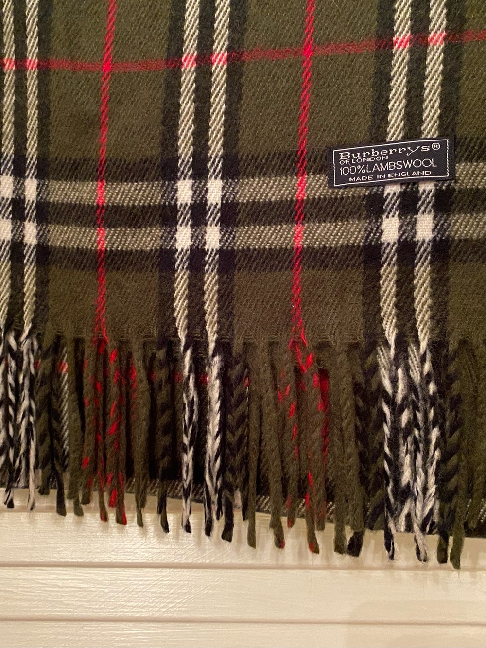 Authentic Burberry Check lambswool scarf in olive green